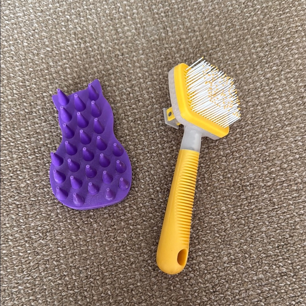 Yellow and Purple Cat grooming  Brushes